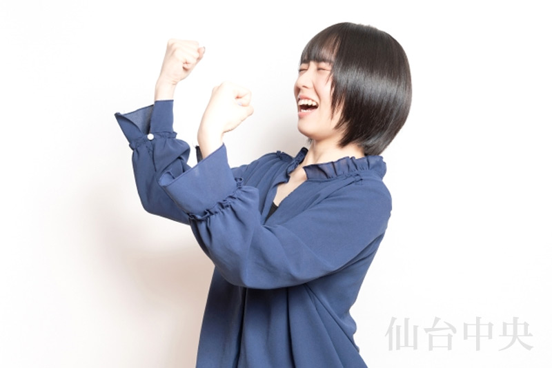 自分のイメージする美容整形を行うことが出来て喜ぶ女性